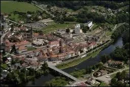 Je me rends  Chtel-sur-Moselle o les habitants se nomment les ...