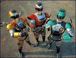 Un peu plus tt dans ce quizz, il a t question d'un justicier charg d'une mission de maintien de l'ordre en tant que super policier. Dsormais, ils sont trois et se nomment :