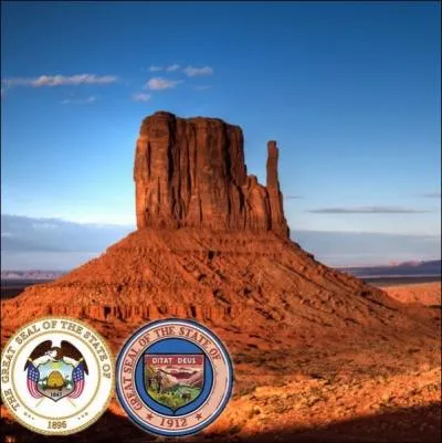 Site naturel remarquable par ses formations gomorphologiques, le  Monument Valley   est situ aux frontires de... .