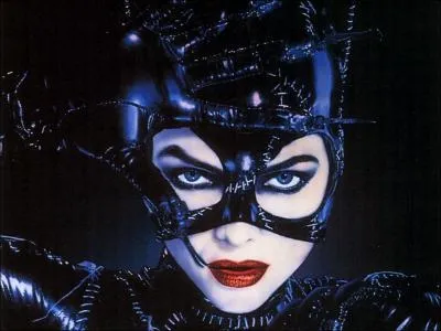 Dans la culture populaire occidentale, Catwoman est devenue un symbole de femme fatale .