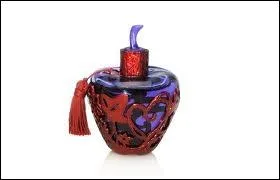 Quel parfumeur n'a jamais cr de parfum en forme de fruit ?