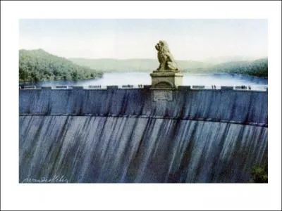 Cette photo prsente le seul barrage belge dcor d'une statue de lion. C'est le ...