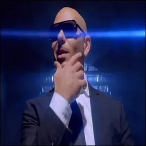 De quel film la chanson  Back In Time  de Pitbull est-elle la bande originale ?