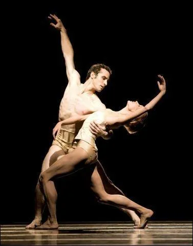 Danse - Quel style de danse nat en Europe et aux tats-Unis aprs la Seconde Guerre mondiale et fait suite  la danse moderne ?