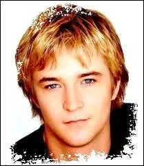 Quel est le nom de cet acteur ?