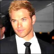  quel personnage correspond cet acteur ?