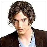 Quel est le nom de cet acteur ?