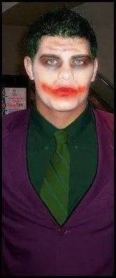 Qui est cette Superstar dguise en Joker ?