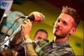 De quel groupe faisait partie M. Pokora lors de l'mission  Popstars  ?