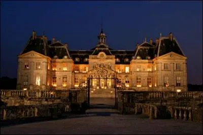 Quel est le nom du chteau de Nicolas Fouquet dont est inspir Versailles ?