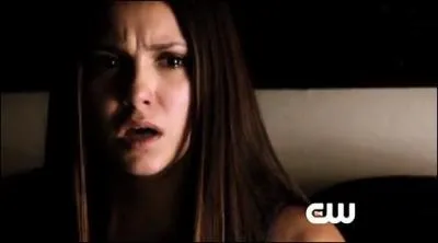 Que va apprendre Elena au sujet de ses parents morts ?