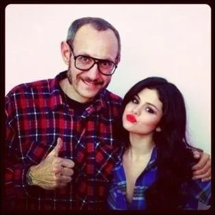 De quel magazine clbre pour ses photoshoots sexy et trash est issue cette photo ?