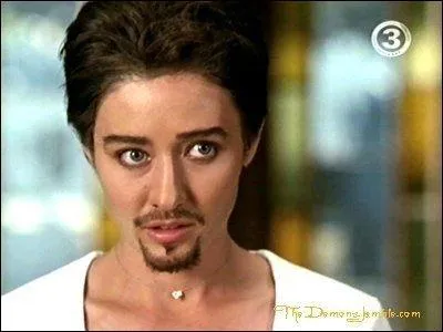 Qui est transforme en mec ?