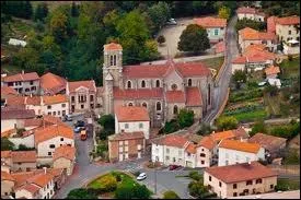 Je me rends dans la commune de Bellegarde-en-Forez, o les habitants portent le nom de ...