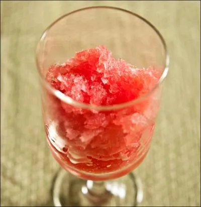 Vous aimerez vous reposer,  prsent. Mlangez les plaisirs : coutez une plaisante mlodie tout en vous rgalant d'un granit. Sa saveur vient d'un agrume de la varit Tarocco.