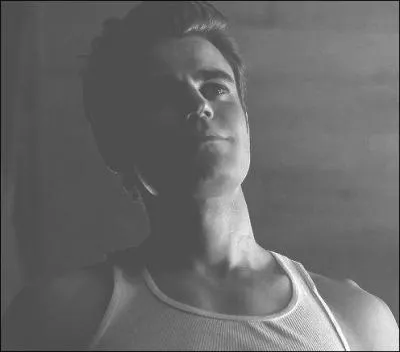 Qui Stefan va-t-il tuer pour que Damon ne le cherche plus ?