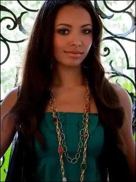 Dans l'pisode 18 de la saison 2, Bonnie revient  la vie. Comment a-t-elle fait ?