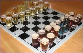 Jeu de stratgie par excellence avec ses pions allant du roi au fou, en passant par le cavalier entre autres ...