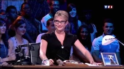 Comment s'appelle la prsentatrice ?