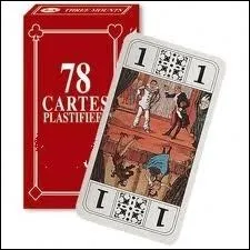 Les 21 atouts dont les trois bouts, l'excuse, le petit et le 21 sont les cartes matresses de ce jeu avec les rois...