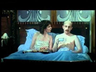 Monique est heureuse depuis qu'elle a rencontr Bob. Antoine visiblement non. Pourquoi ?