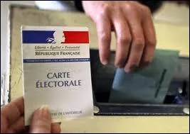 Quel humoriste franais a dit :  Les femmes chez nous reprsentent la moiti du corps lectoral. Vu comme a, le corps lectoral, a m'excite  ?