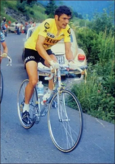 Bernard Thvenet, Nanard pour les intimes, a remport deux fois le Tour de France. En quelles annes ?