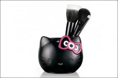 De quelle compagnie, cette collection de Hello Kitty, fait-elle partie ?