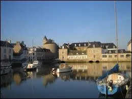 Les habitants de Pont-l'Abb� se font appeler les ...