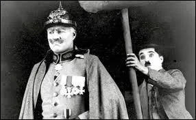 Comment qualifie-t-on celui qui parle beaucoup pour se vanter ...