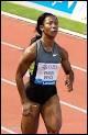 Quelle est la nationalit de Shelly Ann Fraser qui a remport le 100 mtres femmes aux Jeux olympiques de Pkin en 2008 ?