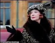 Shirley MacLaine fait une entre remarque  Downton Abbey. Qui est-elle ?