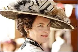 Comment se prnomme son pouse ?