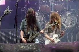 Form entre autres par Bill Steer, ancien guitariste de Napalm Death, cette formation dbuta avec un death-grind des plus marquants, autant pour ses pochettes d'albums que musicalement...