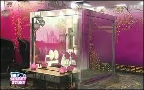 Quels taient les 3 habitants de la secret box ?