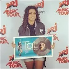 Quelle est la couleur de ses yeux ?