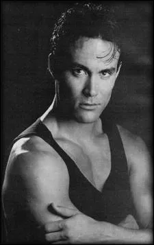 A quel ge sa famille part-elle s'installer  Los Angeles ?