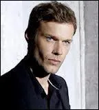 Comment s'appelle-t-il ?