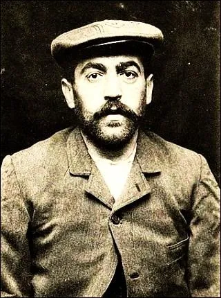 Qui est le capitaine Abel Pollet ?