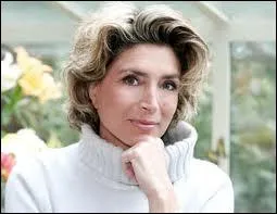 Quelle mission prsente Marie-Ange Nardi ?