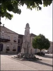 Ceux de Lrouville portent le gentil ...