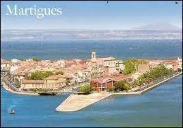 Je pars  Martigues, o les habitants portent le nom de ...