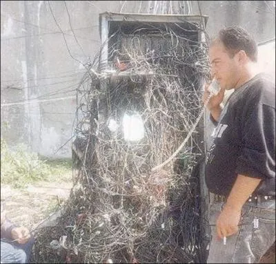 La socit France-Tlcom-Orange emploie prs de :