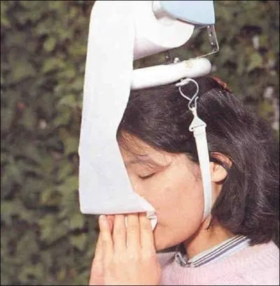 Le rhume (ou rhinopharyngite) est une infection frquente due  :