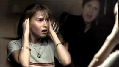 Cette photo est du clip ...