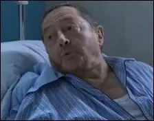 De qui ce personnage est le compagnon de chambre ?