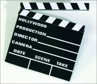 Mme s'il est un mauvais acteur de cinma, il  tourne . Quelle signification prend ce verbe ?