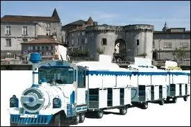 Nous allons faire la visite de Cognac en petit train. Quel nom donne-t-on  ses habitants ?