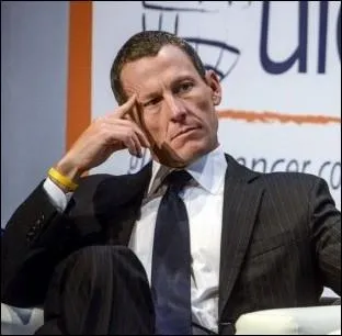 Quels anciens coquipiers de Lance Armstrong, accusent l'ancien champion d'avoir fait un don de 100 000 dollars  l'Union Cycliste Internationale afin d'touffer un contrle positif  l'EPO en 2001 ?