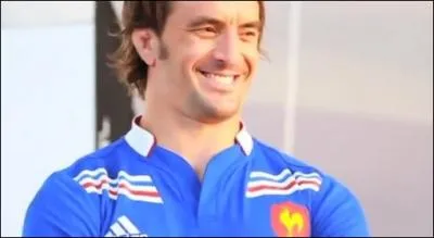 Dans quel club ce joueur joue-t-il ?